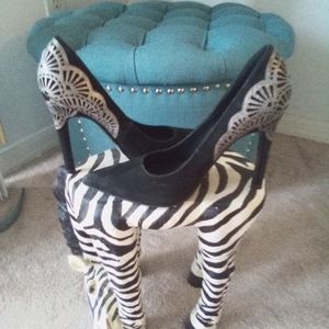 Exquisite Pelle Moda Suede Pumps